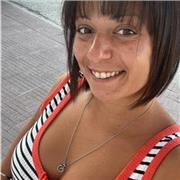 Laurea conseguita in Inghilterra in turismo e management, interessata ad impartire lezioni d inglese